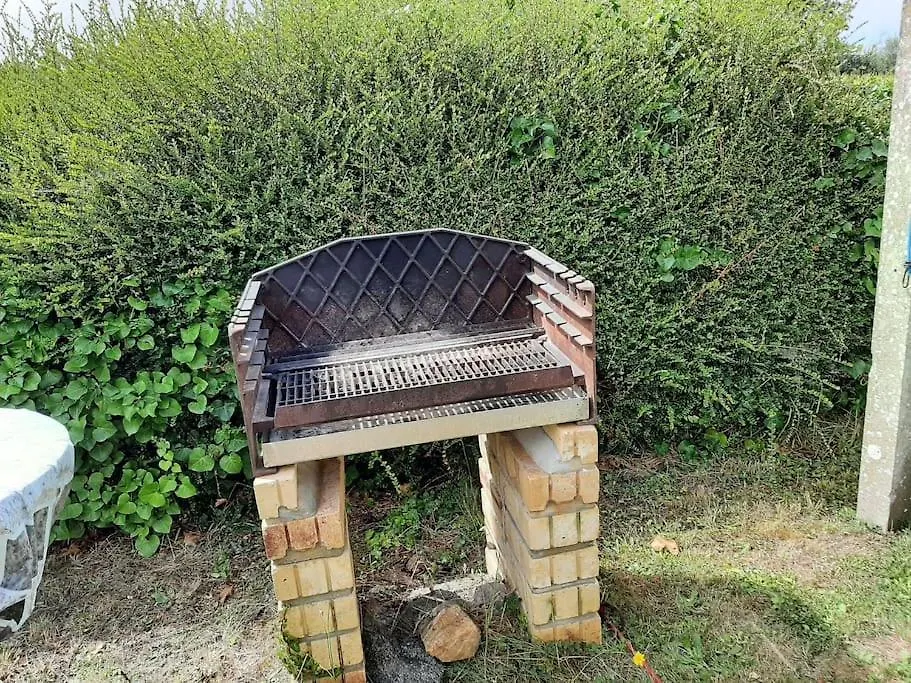 Maison En Pierre Saint-Pabu  Holiday home