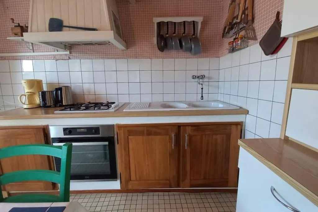 Holiday home Maison En Pierre Saint-Pabu  France