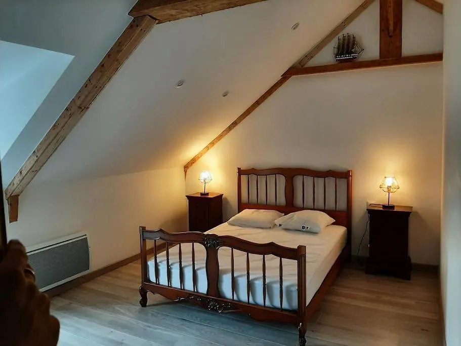 Holiday home Maison En Pierre Saint-Pabu  France
